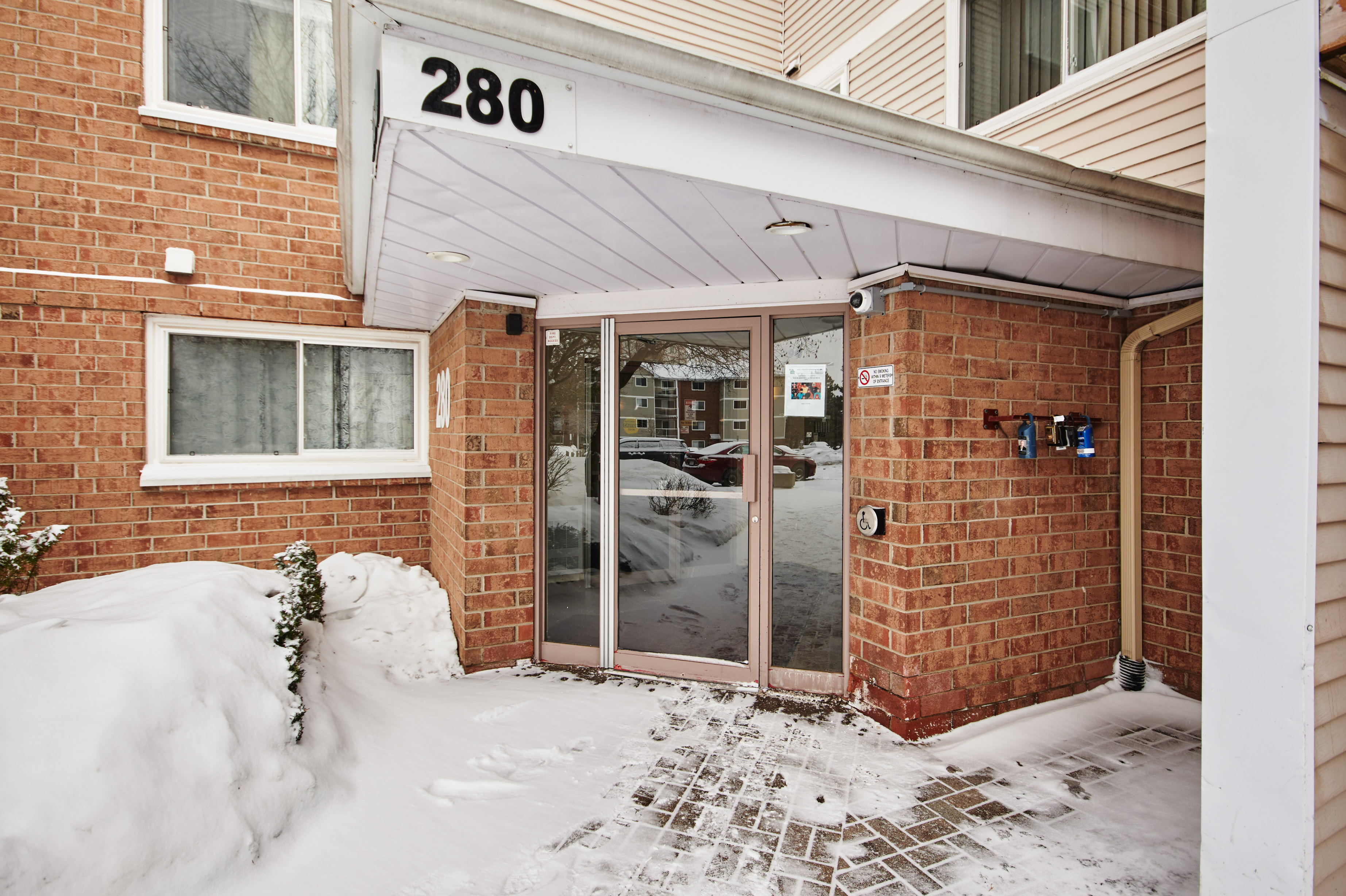 215280 Brittany Drive Ottawa ON Canada K1K 4M4 London House Photography