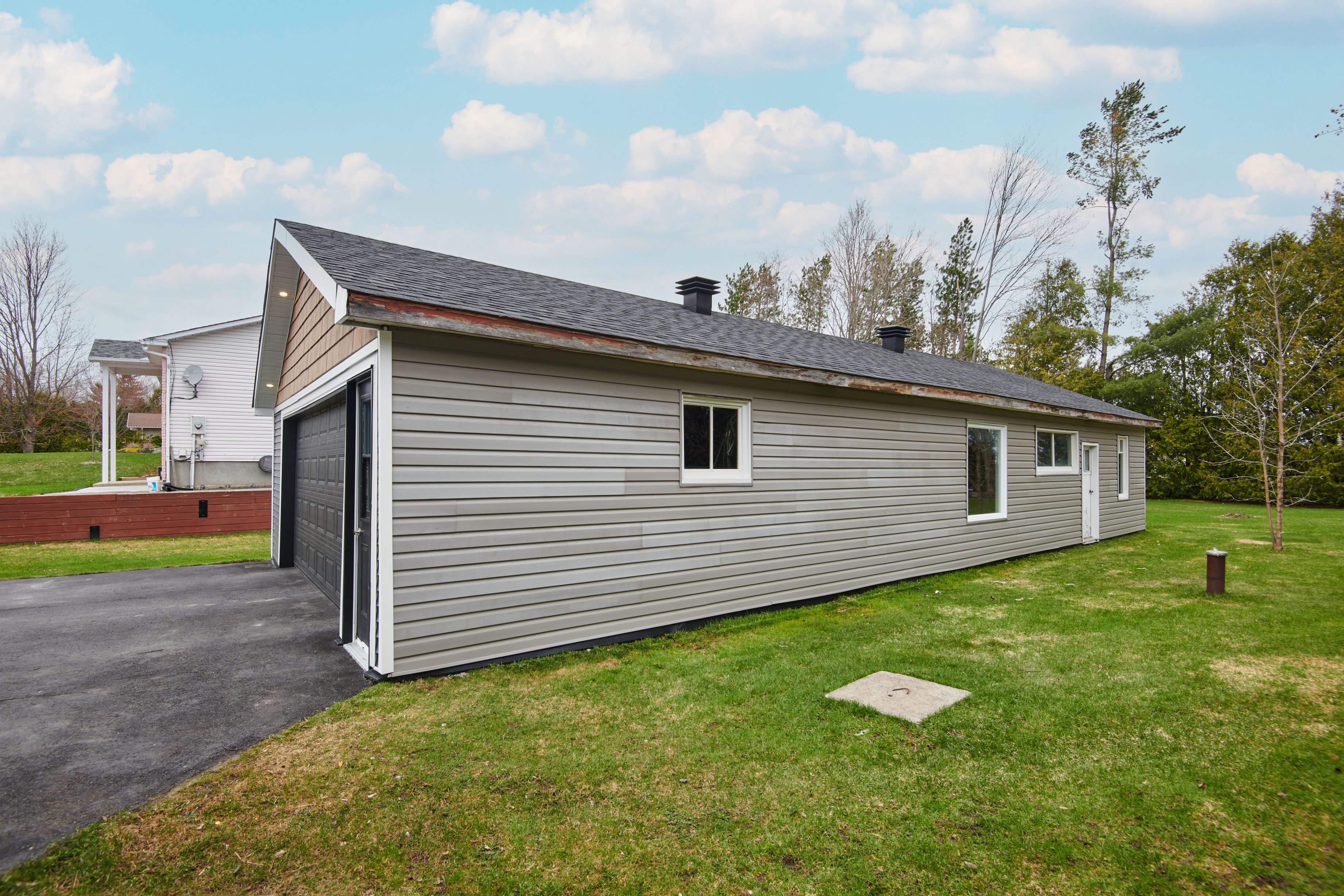 1943 Landry Street Clarence Creek London House Photography