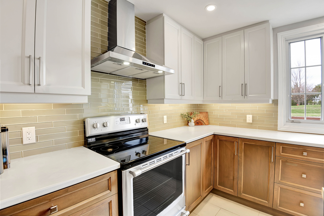 1943 Landry Street Clarence Creek London House Photography