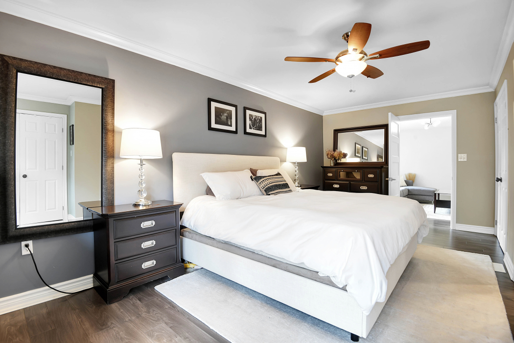 1943 Landry Street Clarence Creek London House Photography