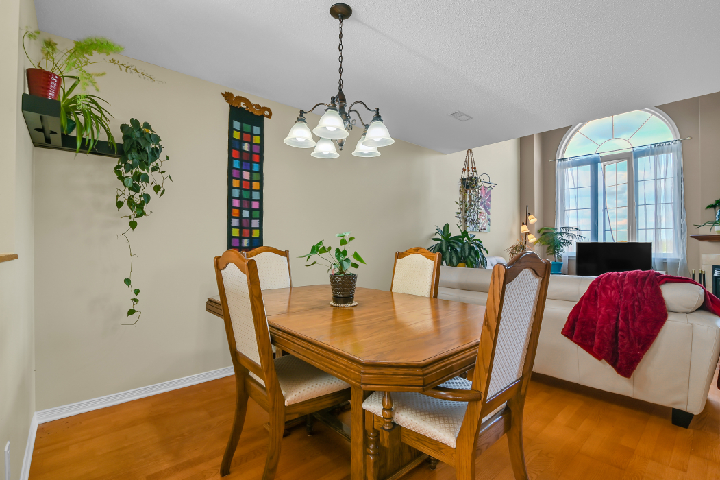 110 Gatestone Private Ottawa London House Photography