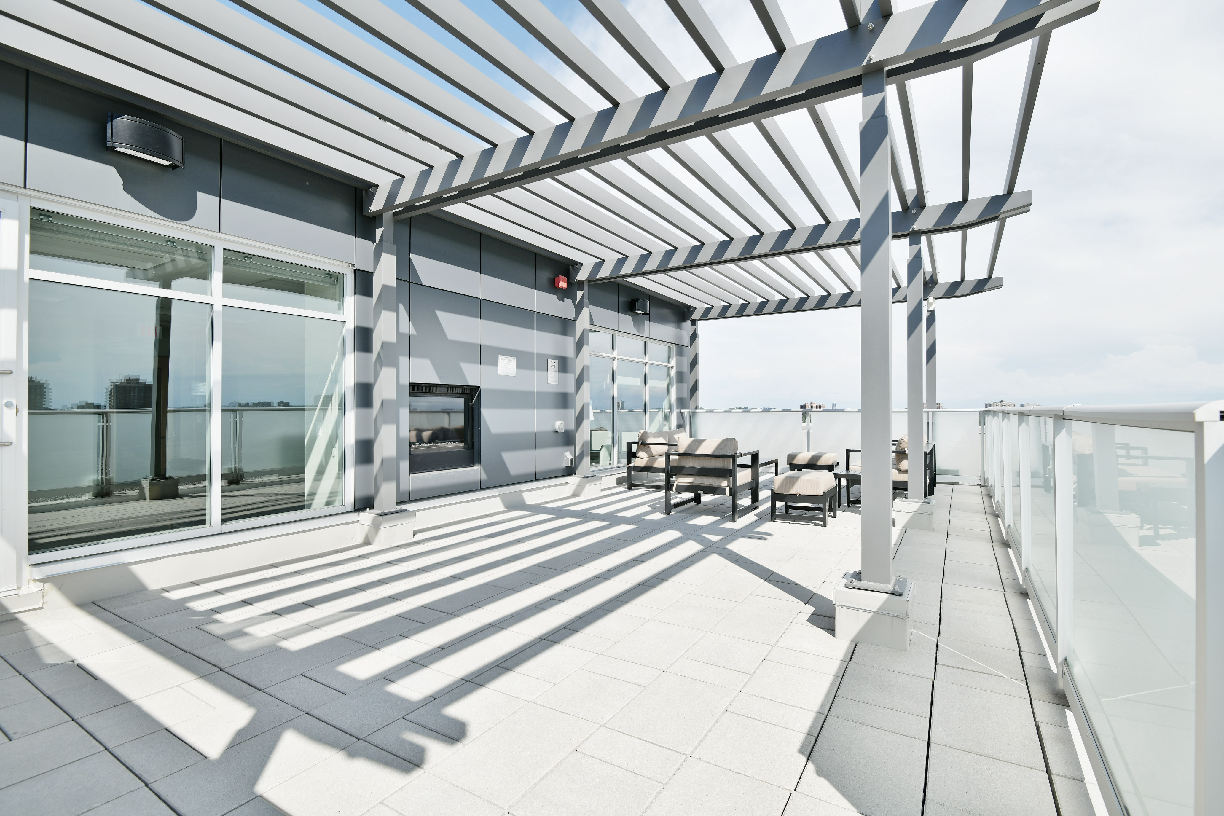 6077 Marquette Avenue Ottawa London House