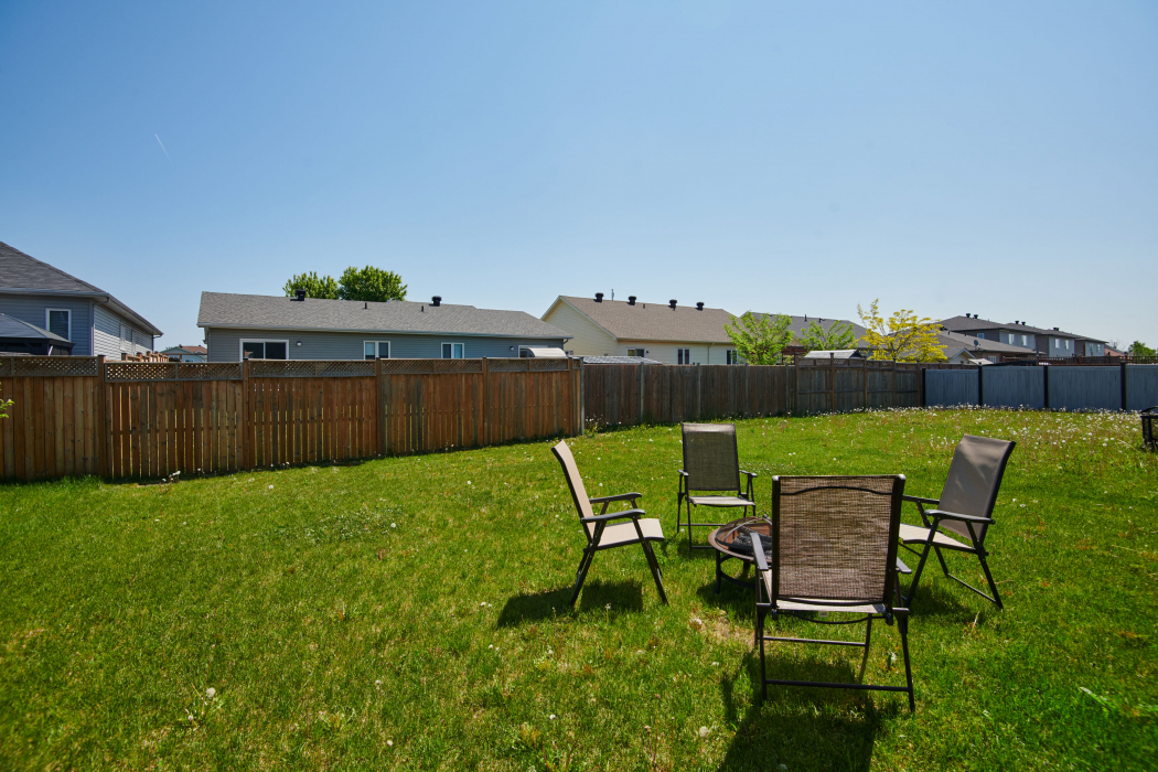 385 Trillium Circle Wendover London House Photography