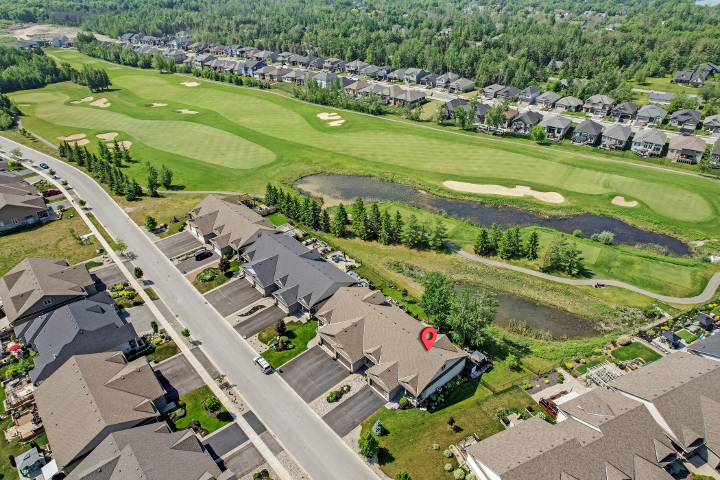 237 Royal Landing Gate Kemptville London House Photography