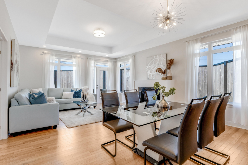 121 Stanhope Court Ottawa London House Photography