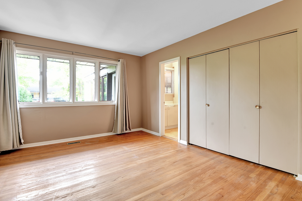 1111 Cromwell Drive Ottawa London House Photography